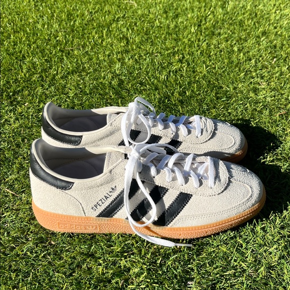 NWT ADIDAS HANDBALL SPEZIAL SNEAKERS - Picture 4 of 8